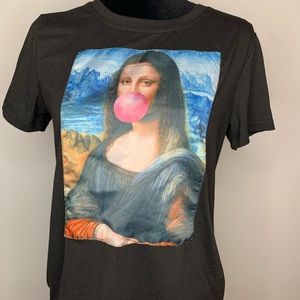 Shein bubblegum Mona Lisa Graphic Tee
